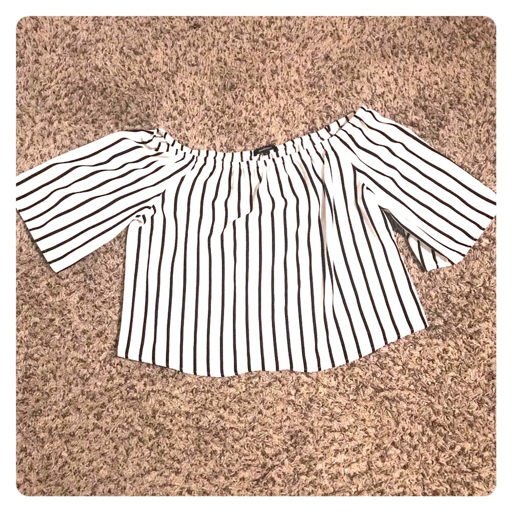 Black/White Striped Crop Top